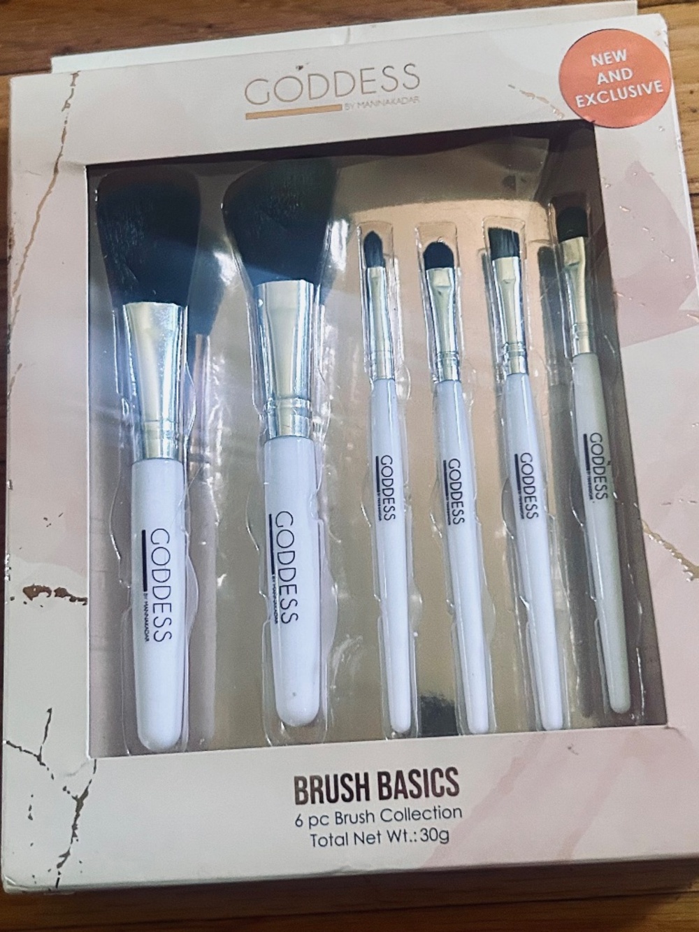GODDESS Basics 6-Piece Makeup Brush Collection, NIB. (COS01)